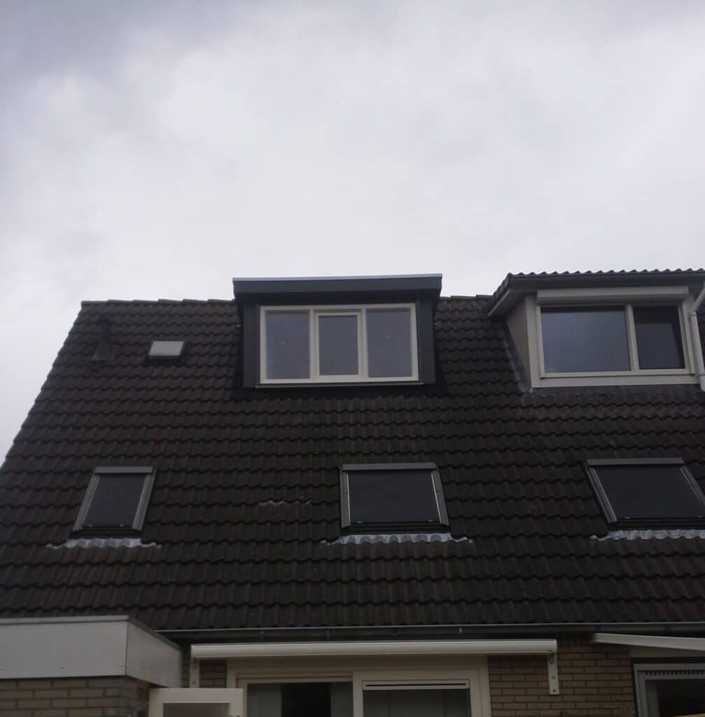 Dakkapel Raasfeldmarke Zwolle - Brouwer Dakkapellen